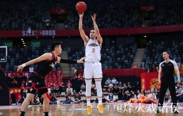 李晓旭19分辽宁6人上双胜深圳 总分3-0进四强
