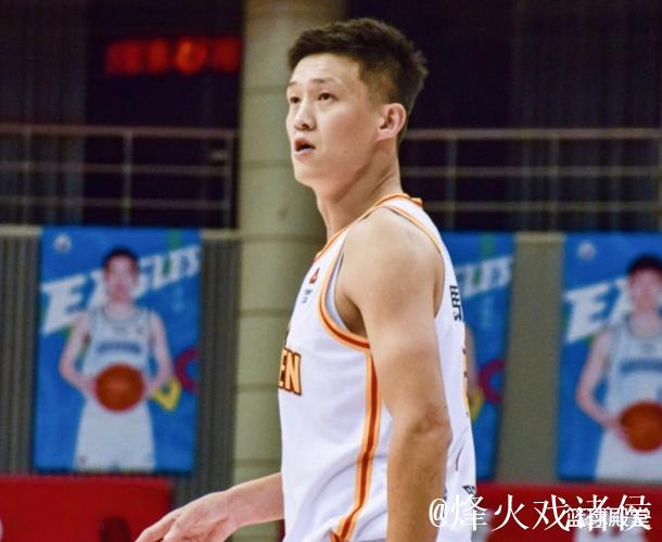 任骏威加入深圳男篮教练组 担任助教辅佐周鹏